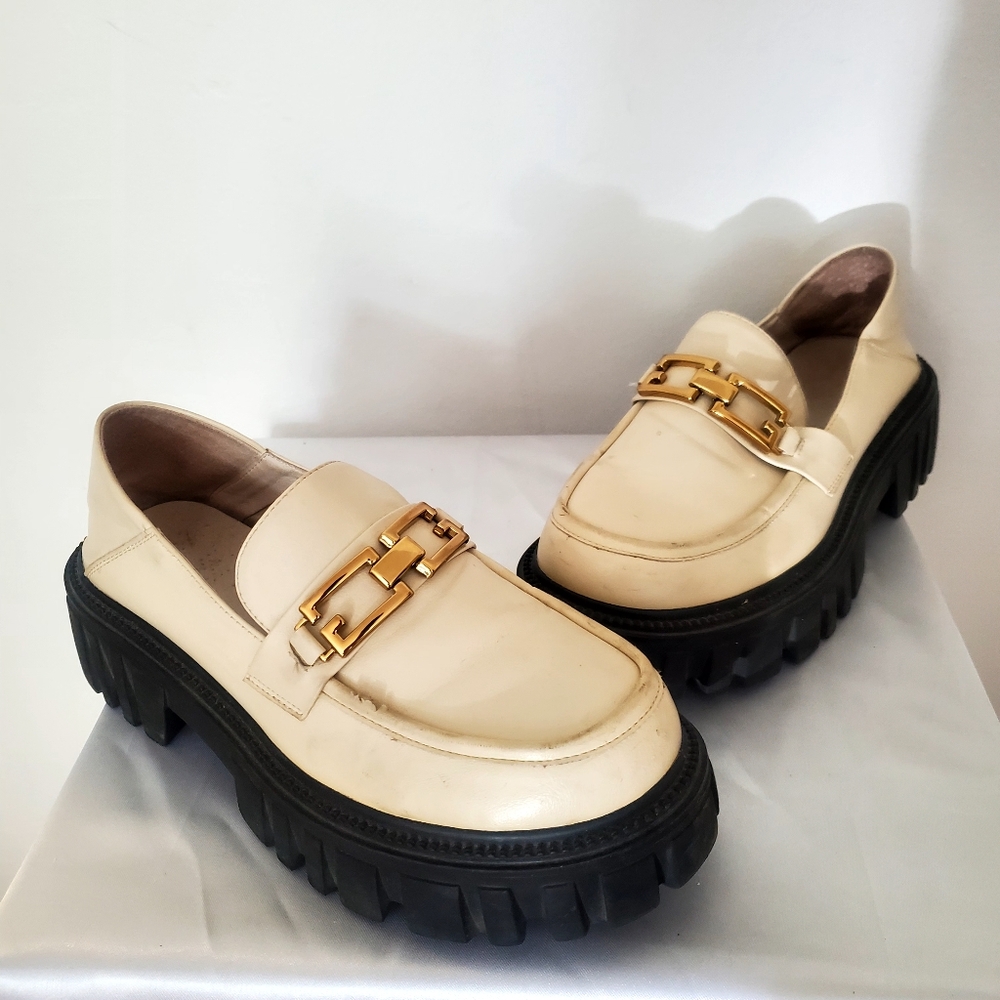 Chunky Loafers with Beige Gold Hardware Women 8 - Picture 3 of 8
